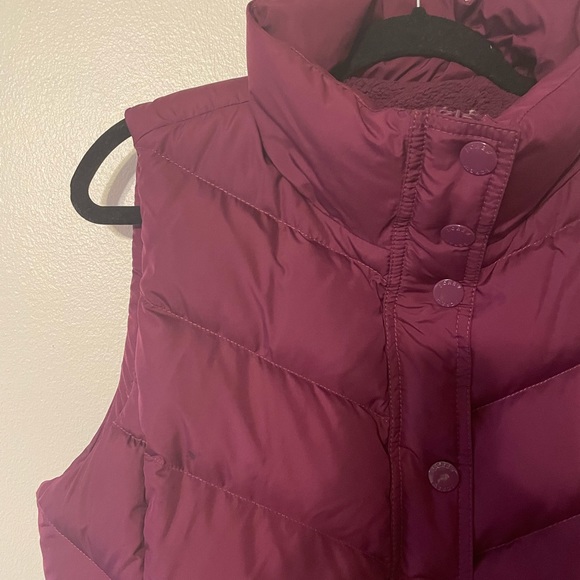 🔥 J. Crew | Purple Down-Filled Puffer Vest with Collar and Pockets Sz Large - Picture 4 of 7